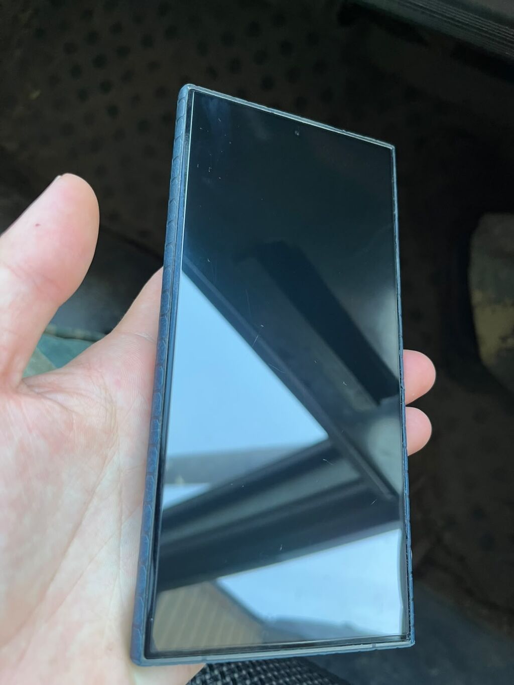 Qeyd:Salam samsung s24 ultra ekranı tam orjinalı ile deyişib barmağ — Elektronika, Bakı (2)