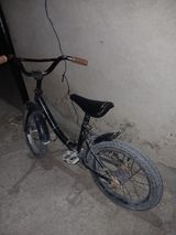 Uşaq velosipedi – 16” təkər ölçüsü Xüsusiyyətlər: - Rəng: qara - — İdman, hobbi, istirahət