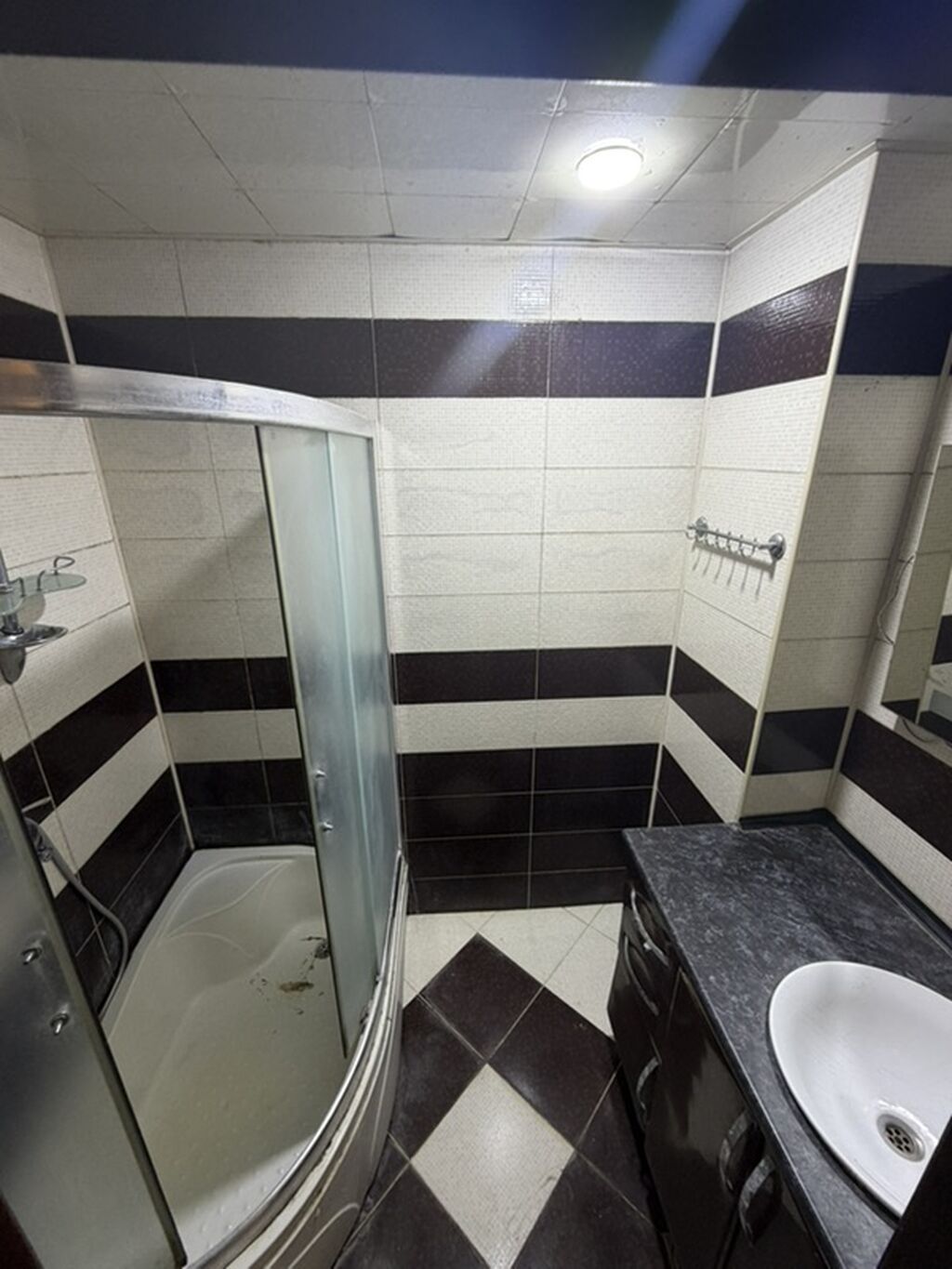 Oğlan otaq yoldaşı axdarılır xalqlar metrosunun yaxınlığı hər bir — Mebel, Bakı (7)