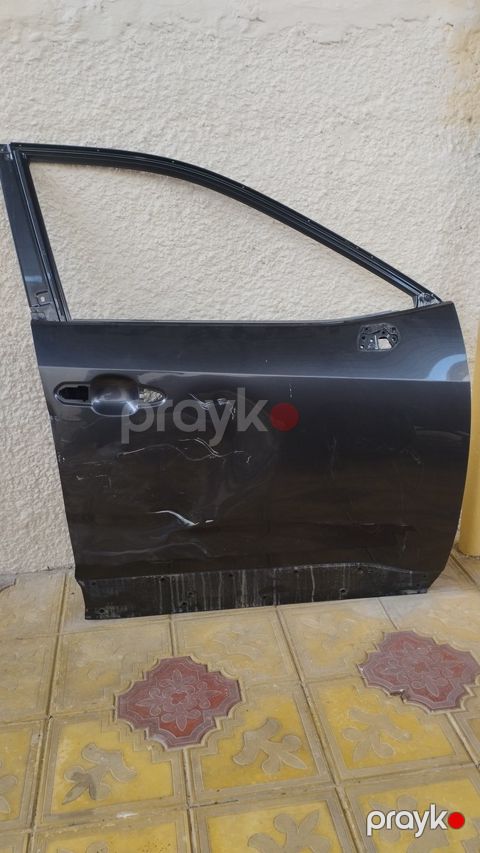 Toyota Rav 4 2022 sağ qabaq qapısı — Gəncə