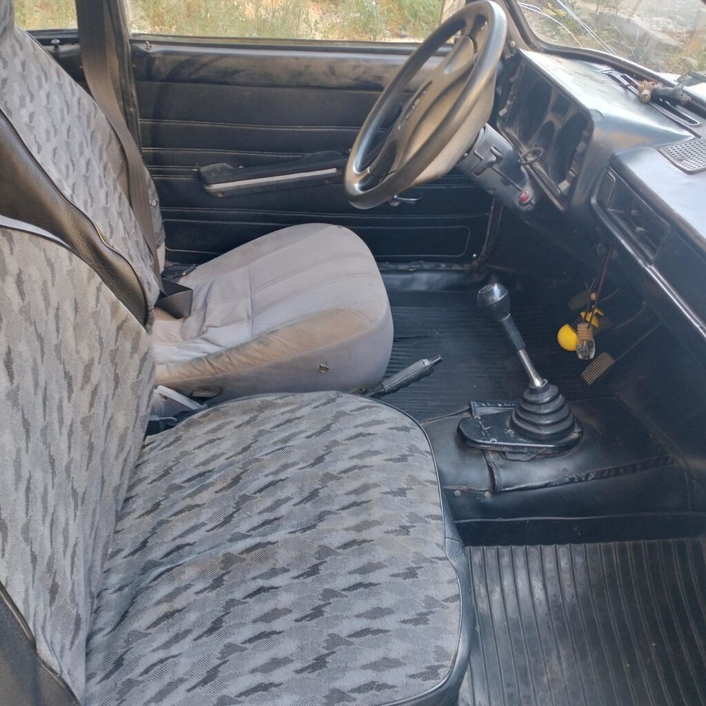 Lada 2104 universal, ağ rəng. - Kuzov: 5 qapılı universal gövdə, iri — Avto, Bakı (5)