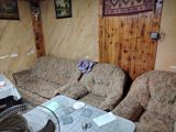Qonaq otağı üçün yumşaq mebel dəsti satılır. Dəst 1 ədəd üçyerlik — Mebel