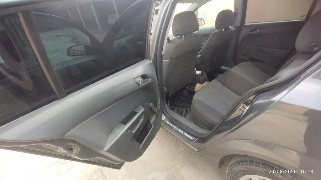 Opel Astra, 1.4 L, 2010 il, 269 000 km — Avtomobillər, Qazax (4)