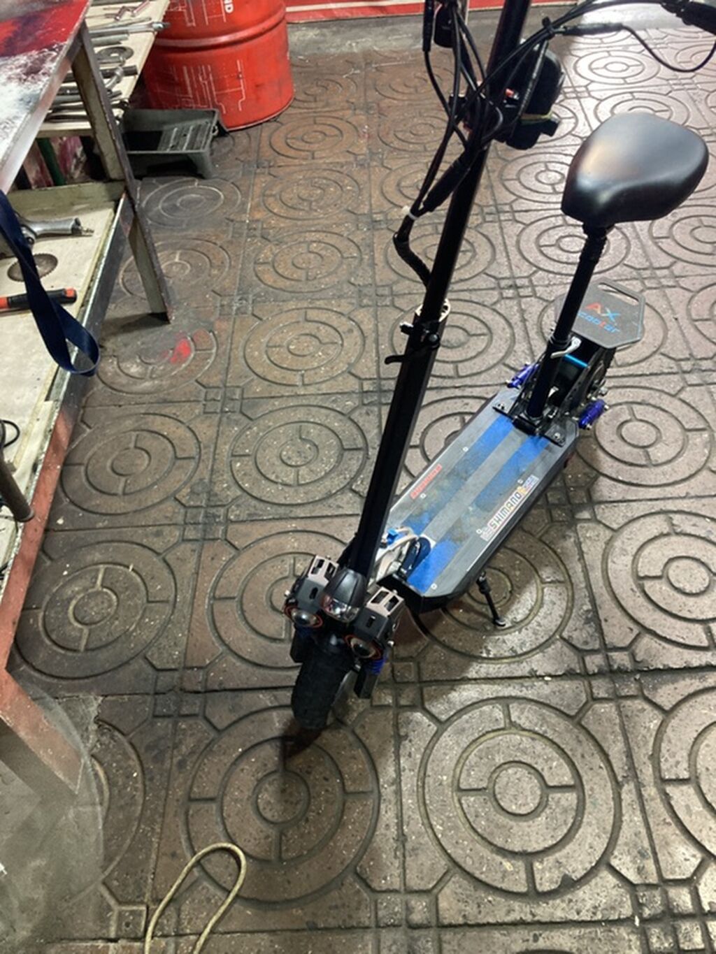 Elektrikli skuter, oturacaqlı konstruksiya ilə təqdim olunur — Mallar, Bakı (4)