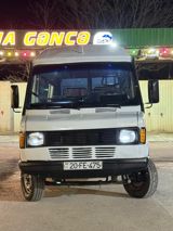 Mercedes 208 D, 2.3 L, 1992 il, 651 000 km — Otomobil