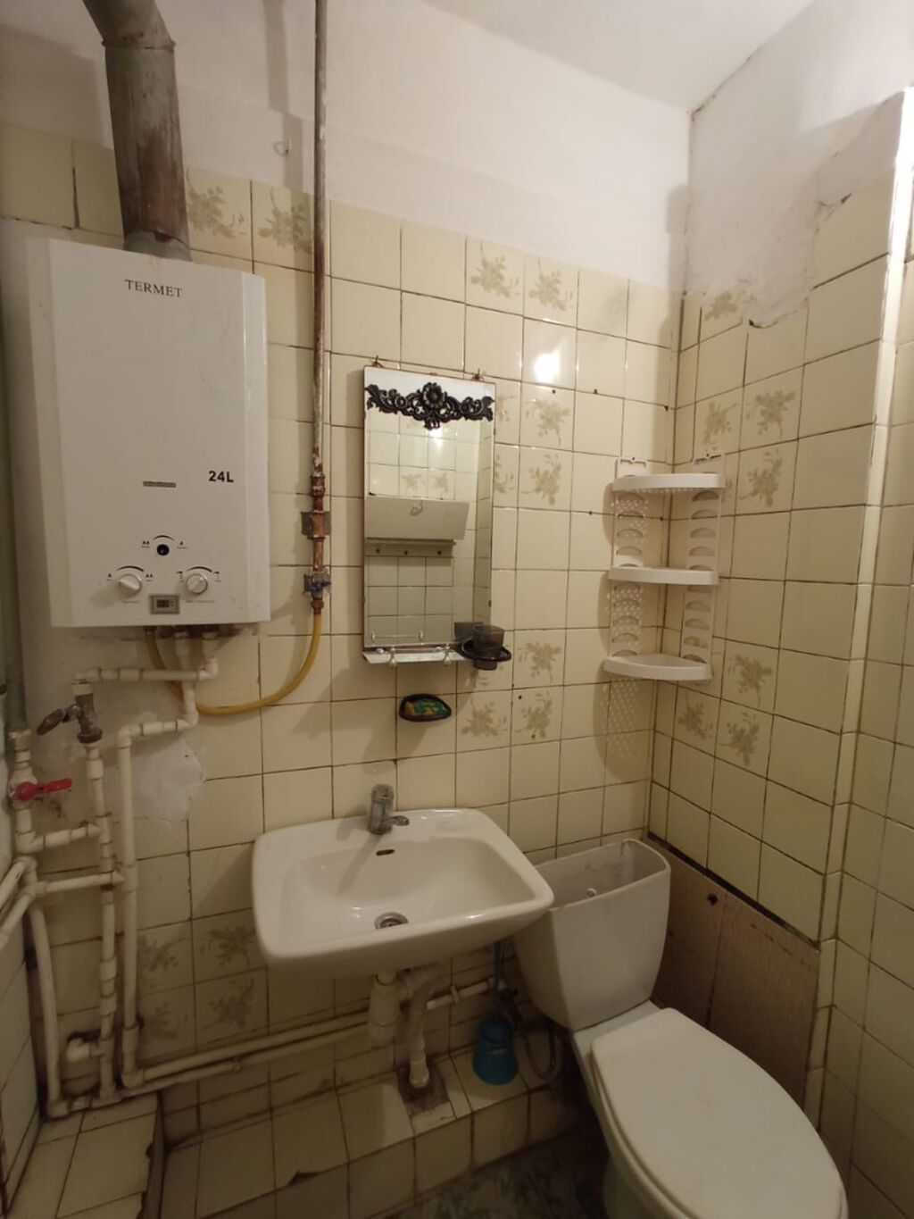 Razinde köhnə Dvaresle üzbəüz Icranın yaxınlığında 2ci mertebede 2 — Daşınmaz əmlak, Bakı (8)