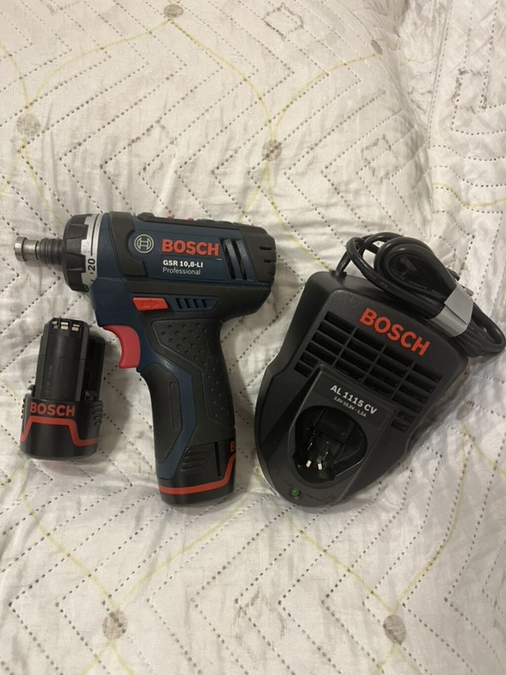 Isteyen 070 3242262 nomresiyle elaqe saxlasin. Bosch GSR 10,8-LI — Alətlər, Bakı (3)