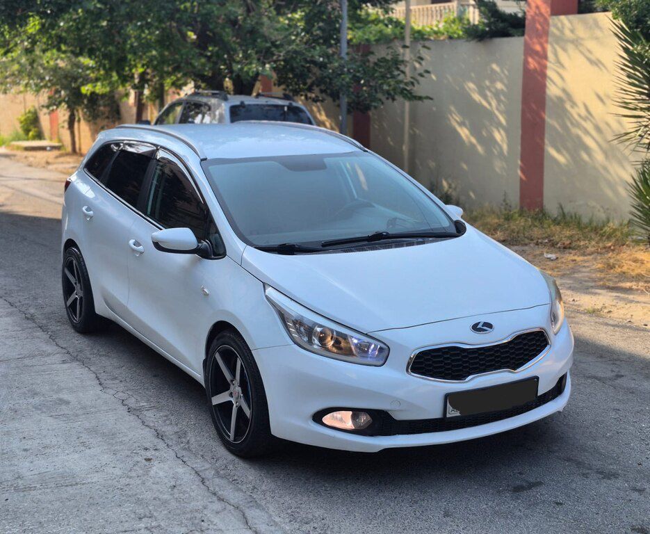 Kia Ceed SW, 1.4 L, 2012 il, 260 000 km — Avtomobillər, Bakı (2)