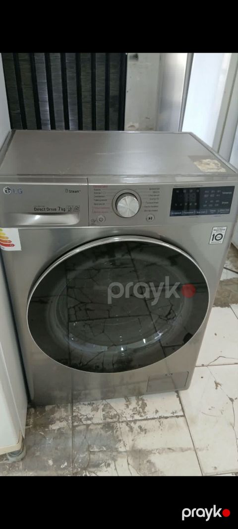 Lg 7 kq ela veziyetde 300 azn baki(catdirilma var) Gulya