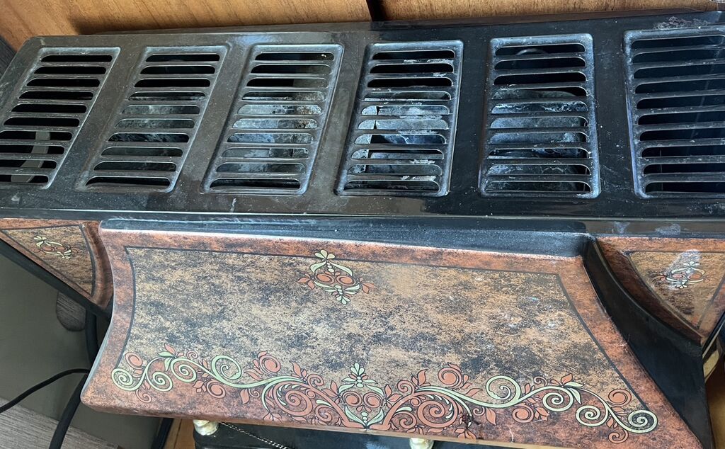 Dekorativ elektrik kamin sobası. Korpus üzərində klassik üslubda — Mallar, Sabirabad