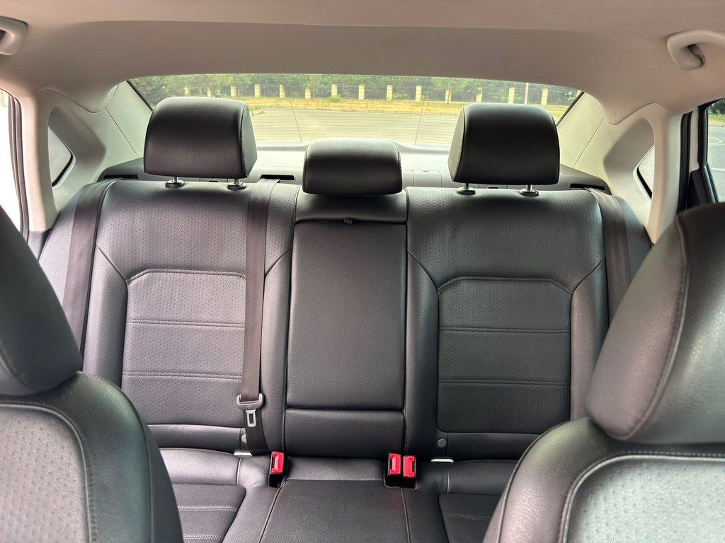 Volkswagen Passat, 2.5 L, 2012 il, 217 000 km — Avtomobillər, Ağdaş (11)