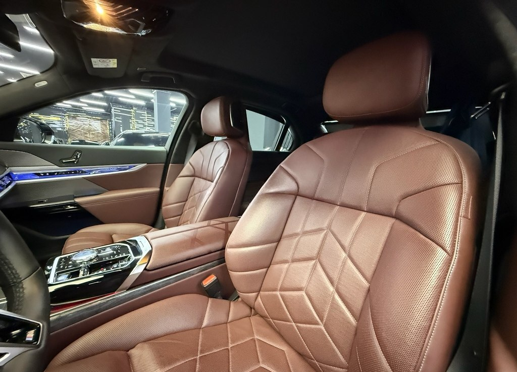 BMW 740Le, 2023 il, 22000 km — Avtomobillər, Bakı (8)