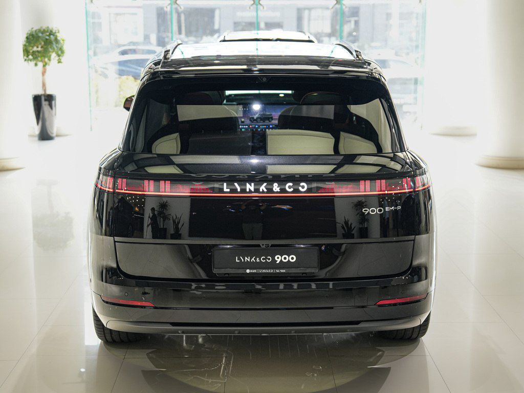 Lynk & Co 900, 2.0 L, 52.38 kWh, 2026 il, yeni — Avtomobillər (8)