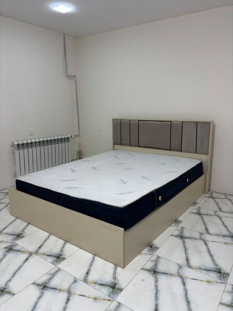 Taxt satillir ✅160 AZN .ortopedik matarsla Hezi aslanov*afa — Bakı