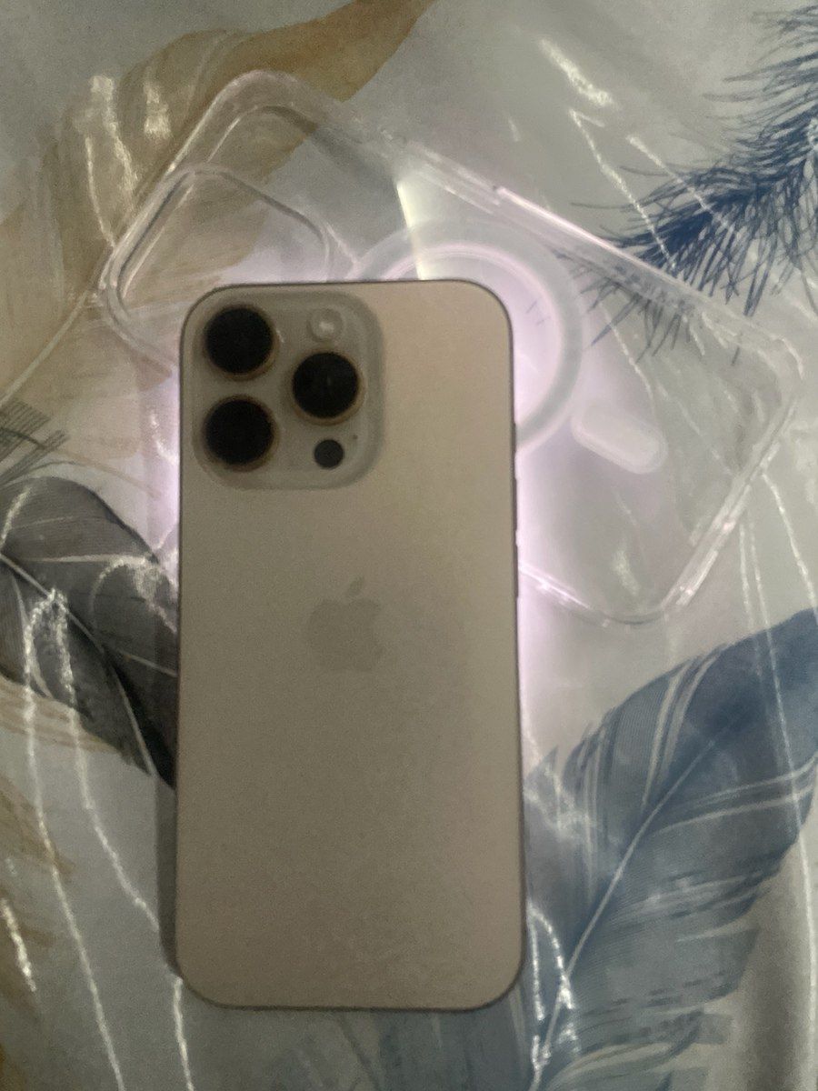 Apple iPhone 16 Pro Desert Titanium 128GB/8GB — Smartfonlar, Bakı (2)