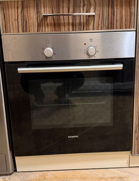 Mebel ici soba satilir 170azn qiymet sondur ela vəziyyətde prablemi