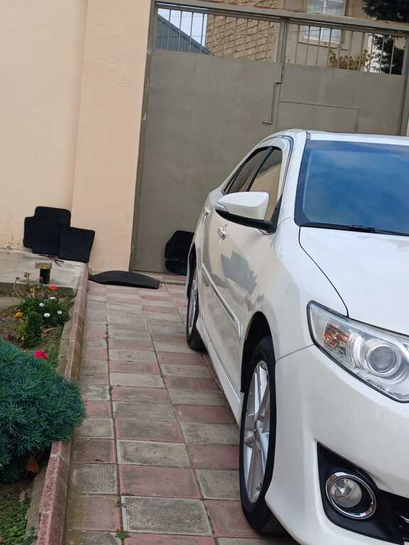 Toyota Camry, 2.5 L, 2013 il, 300 000 km — Avtomobillər, Bakı (2)