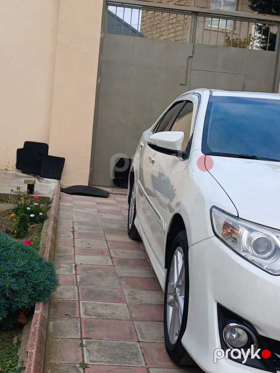 Toyota Camry, 2.5 L, 2013 il, 300 000 km — Avtomobillər, Bakı (2)