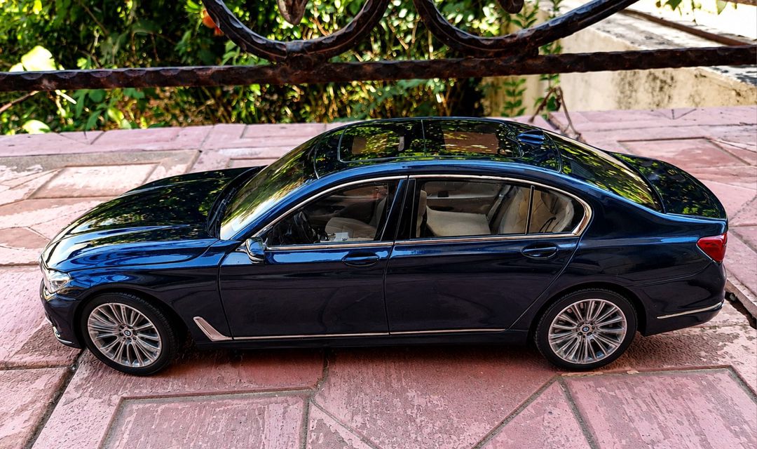 BMW 7 series 750li G12 — Kolleksiyalar, Bakı (7)