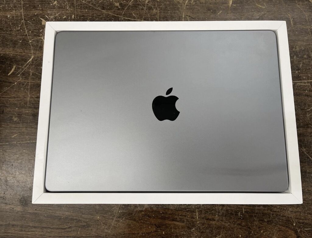 Apple MacBook Pro M3 noutbuku, space gray rəngdə, orijinal qutusu və — Apple Macbook, Bakı (5)