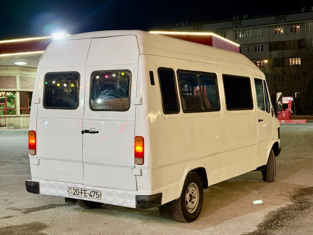 Mercedes 208 D, 2.3 L, 1992 il, 651 000 km — Avtomobillər, Gəncə (4)