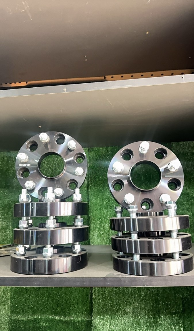 BMW F15, G30, F10, F30 üçün Spacer Dəsti — Təkər aksesuarları, Bakı
