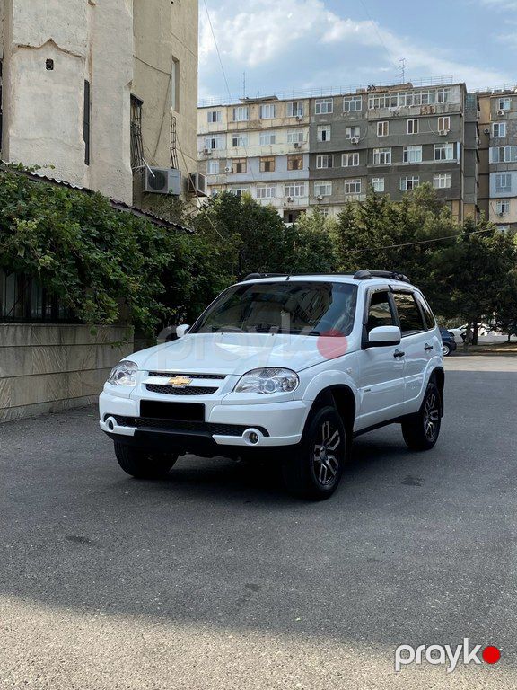 Chevrolet Niva, 1.7 L, 2017 il, 148 000 km — Avtomobillər, Bakı (2)
