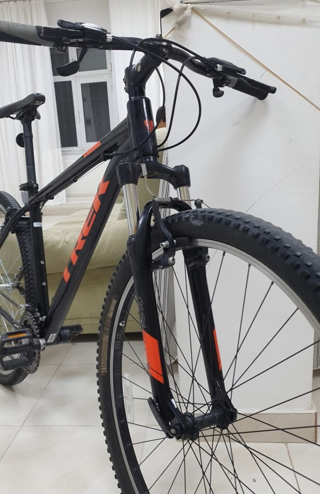29luq trek Yaxsi veziyyetdedir arxa disk deyisib bidene surulmur deye — Velosipedlər, Sanqaçal (3)
