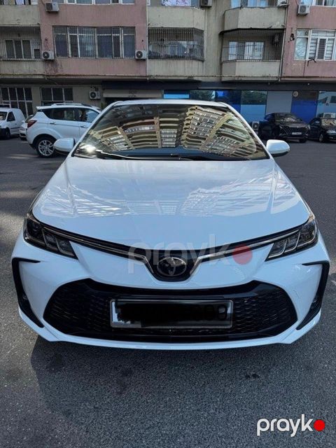 Toyota Corolla, 1.8 L, 0.85 kWh, 2025 il, yeni
