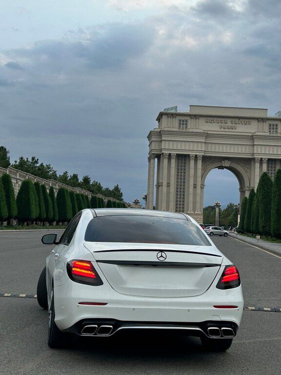 Mercedes E 300, 2.0 L, 2017 il, 164 000 km — Avtomobillər, Bakı (7)
