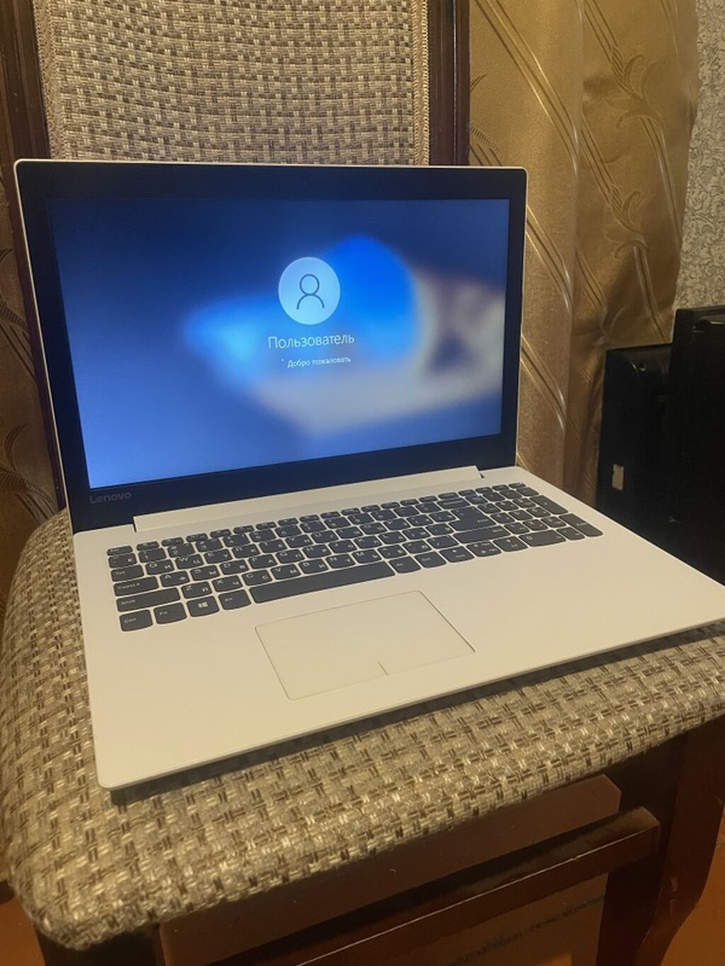 Lenovo ideapad Ela veziyetde ag rengde siniqsiz catsiz problemsiz — Lenovo, Digah (2)