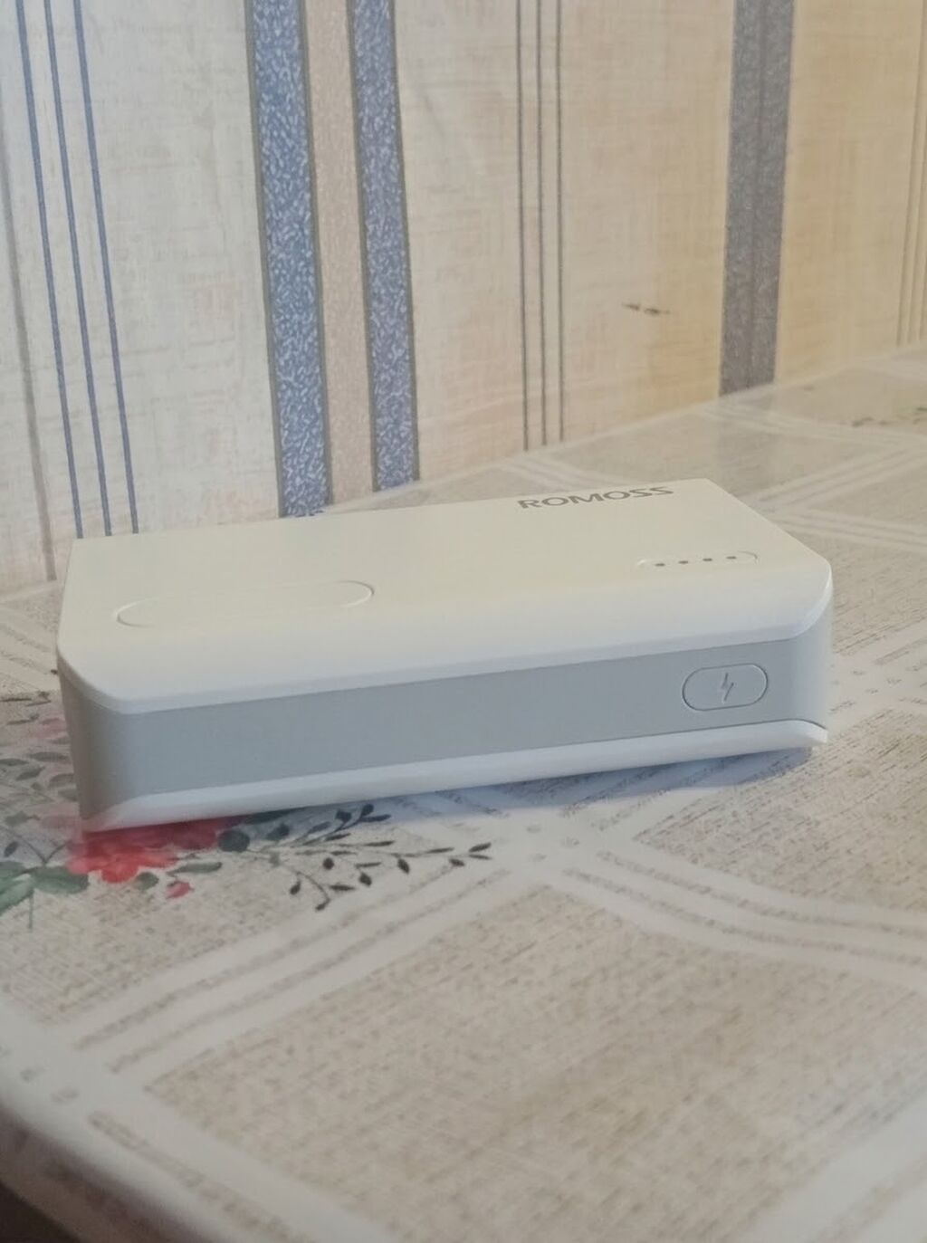 ROMOSS 10 seriyalı powerbank Xüsusiyyətlər: - Ağıllı enerji bankı, ağ — Elektronika, Bakı (3)