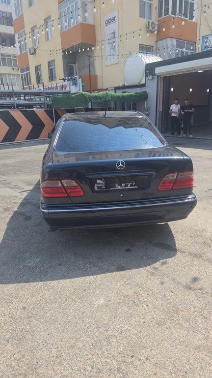 Mercedes E 240, 2.4 L, 1999 il, 413 000 km — Avtomobillər, Bakı (2)