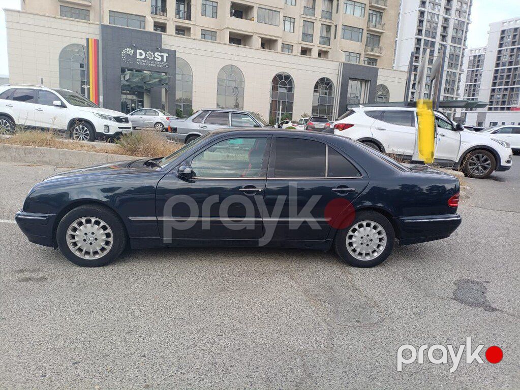 Mercedes E 220, 2.2 L, 2001 il, 400 000 km — Avtomobillər, Bakı (4)