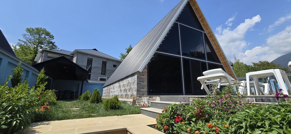 Hovuzlu və geniş həyətli A-frame tipli günlük villa təqdim olunur — Daşınmaz əmlak, Qəbələ (5)