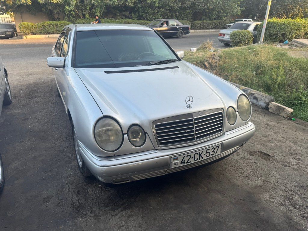 Mercedes E 200, 2.0 L, 1996 il, 584 965 km — Avtomobillər, Bərdə