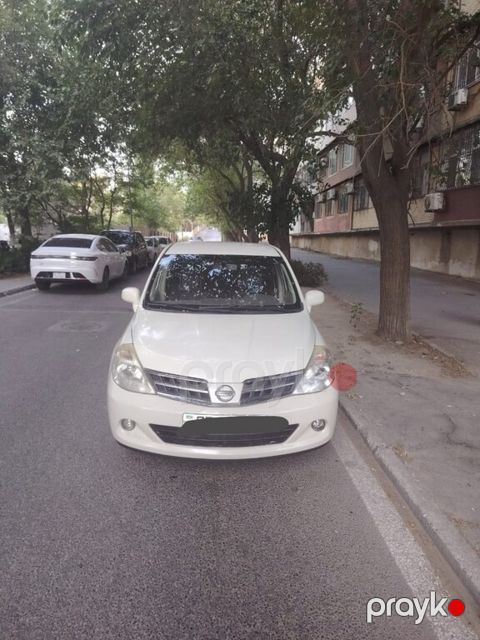 Nissan Tiida, 1.6 L, 2009 il, 316 000 km
