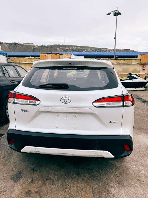 Toyota Corolla Cross, 2.0 L, 1.31 kWh, 2025 il, yeni — Avtomobillər, Bakı (3)