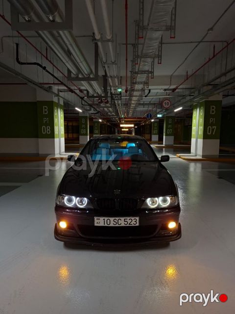 BMW 523, 2.5 L, 1997 il, 453 000 km