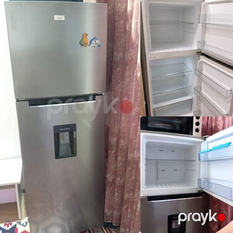 Soyuducu. 300azn. Tecili evden cixmalidir. Cehiz gelib deye satılır