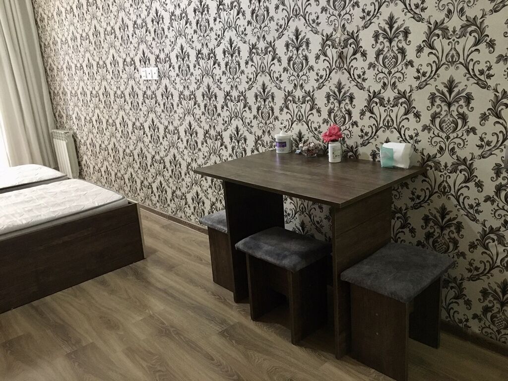 Studiya tipli 1 otaq mənzil 28 May və Nizami metro aralığında — Daşınmaz əmlak, Bakı (5)