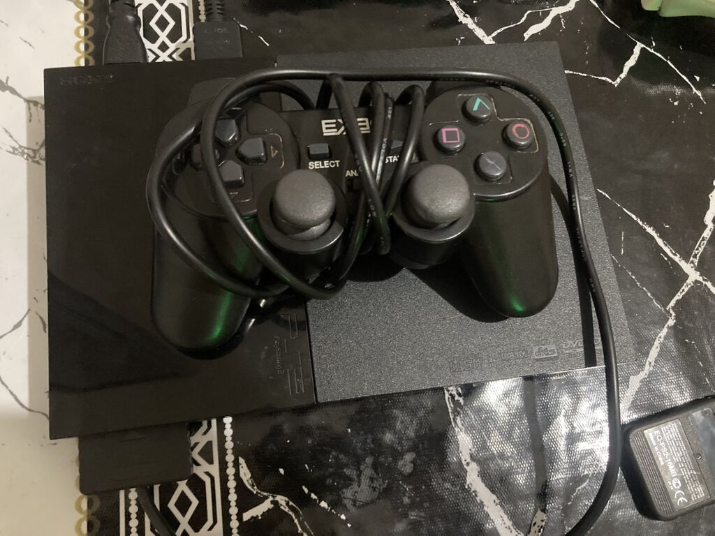 Playstation 2 Slim Yanında 1 Pult+ Pes Serisi fifa ve elave oyunlar — Elektronika, Cəlilabad (7)