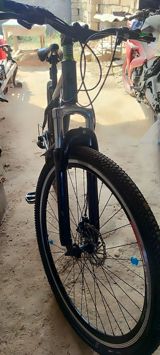 Şəhər və yüngül off-road üçün universal velosiped - Güclü alüminium — Bicycles