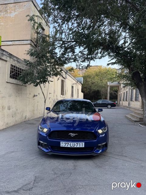 Ford Mustang, 2.3 L, 2016 il, 104 000 km