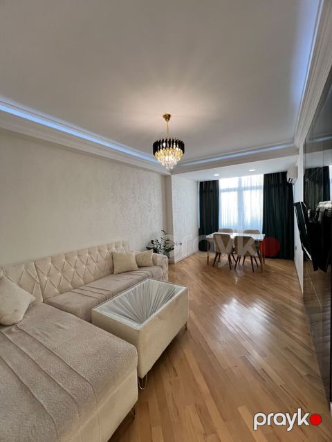 6 otaqlı, Yeni tikili, 47 kv. m