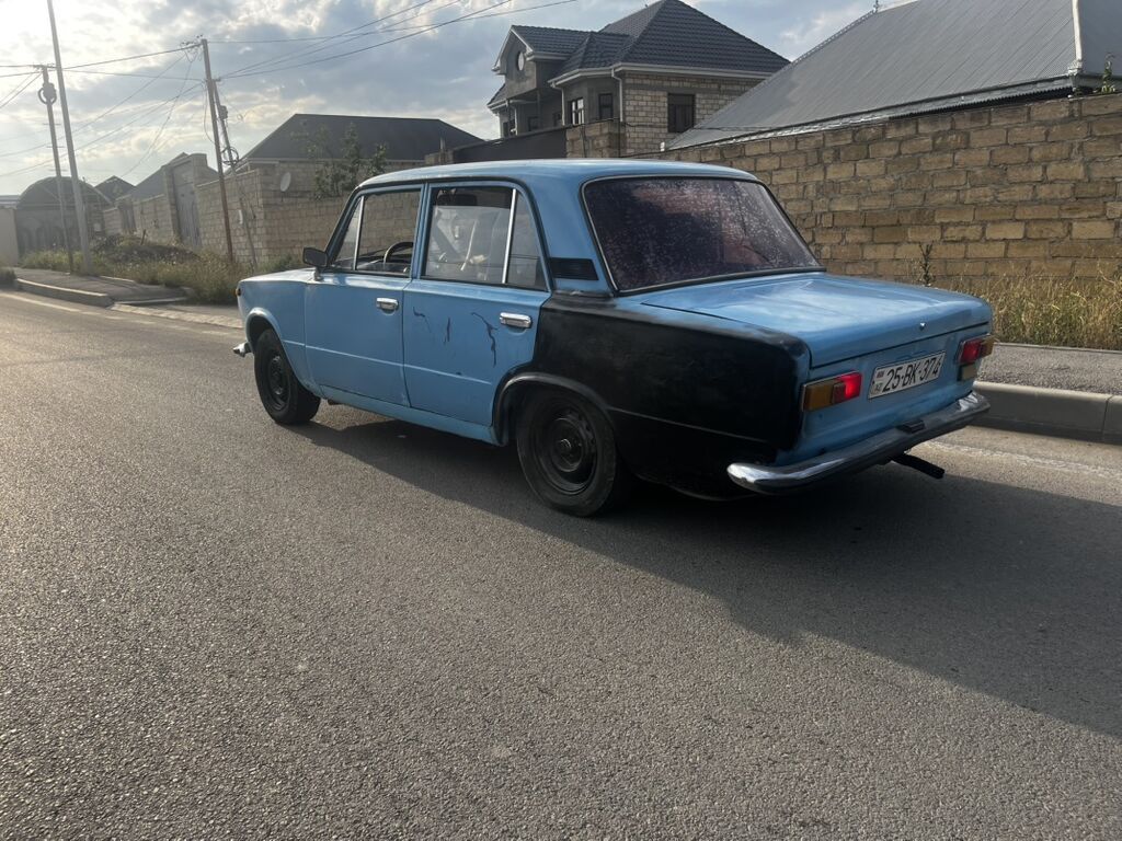 VAZ/Lada klassik sedan təqdim olunur. Avtomobil 4 qapılı kuzova — Avto, Bakı (5)