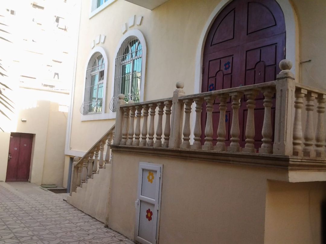 Həyət evi, Cəfər Xəndan küç. — Ev, villa, Bakı