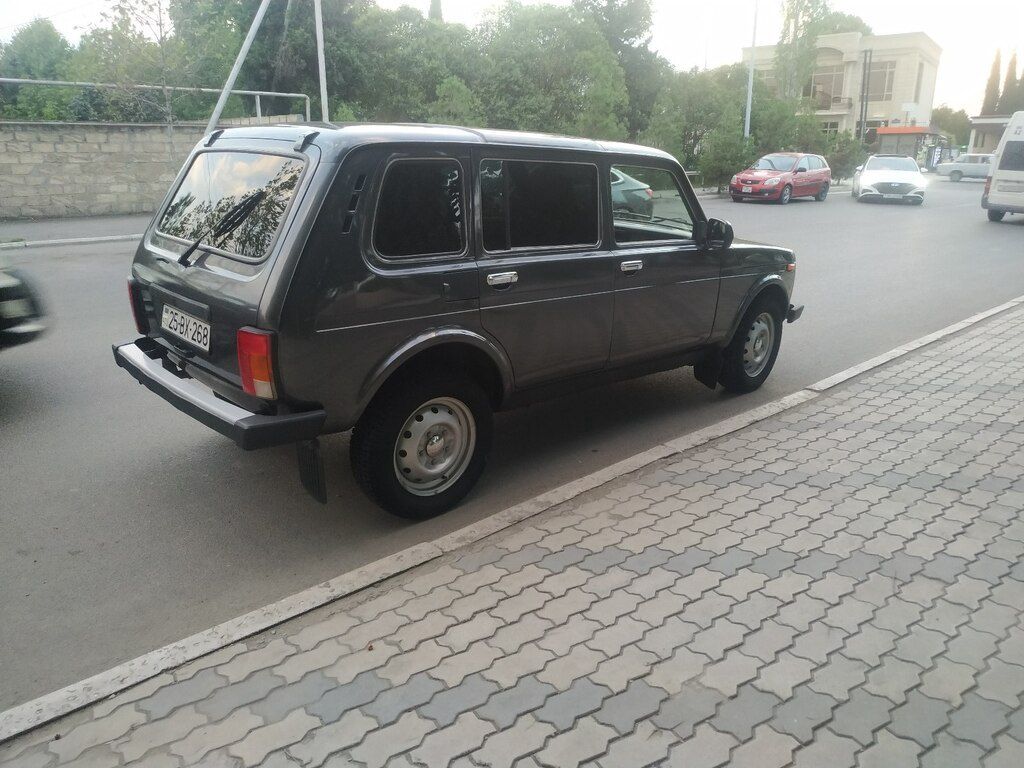 LADA (VAZ) Niva, 1.7 L, 2017 il, 84 500 km — Avtomobillər, Gəncə (6)