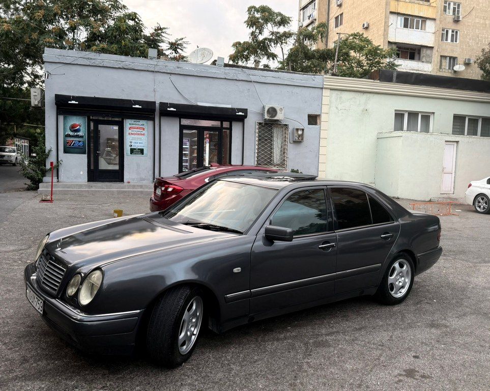 Mercedes E 240, 2.4 L, 1998 il, 280 000 km — Avtomobillər, Bakı (11)