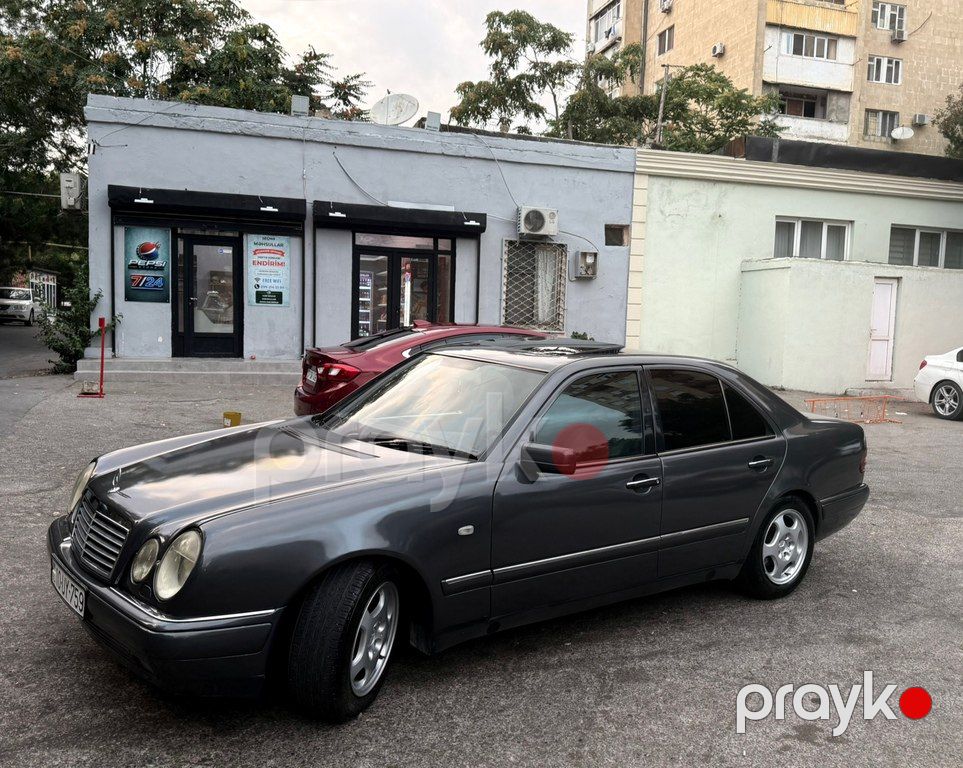 Mercedes E 240, 2.4 L, 1998 il, 280 000 km 10-UY-759 — Avtomobillər, Bakı (11)